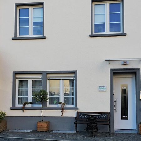 Ferienwohnungen Stadtgefluester Cochem Luaran gambar